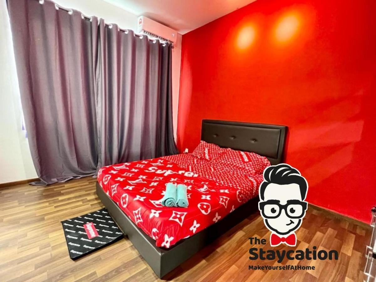 Staycation Homestay 1 Kota Samarahan Bg House מראה חיצוני תמונה